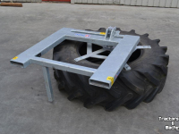 Pousse fourrage à pneu Qmac HEFTRUCK VOERVEGER