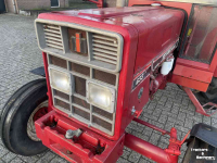 Tracteur International 633