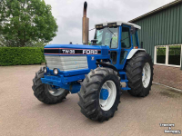 Tracteurs Ford TW35