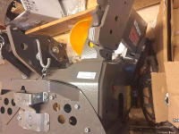 Relevage avant & Prise de force avant Zuidberg 28 kN Fronthef / Frontlift MF 5S-serie
