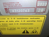 Relevage avant & Prise de force avant Zuidberg 28 kN Fronthef / Frontlift MF 5S-serie