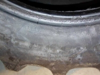 Roues, Pneus, Jantes, Barillets Jumelage Good Year 440/65X24 90 % Buitenband