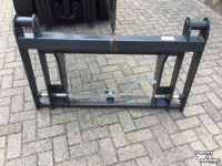 Attaches rapides godets Manitou SRL Adapter van Manitou  Merlo ZM2 koppeling
