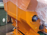 Épandeur de sciure pour des logettes Flingk KSS 1500