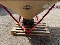 Distributeur d‘engrais Vicon PS 604 Pendelstrooier