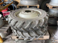 Roues, Pneus, Jantes, Barillets Jumelage Continental 12.4r32