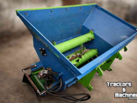 Distributeur de paille pour des logettes Ceres CBS 851 Boxenstrooier / Bietensnijder