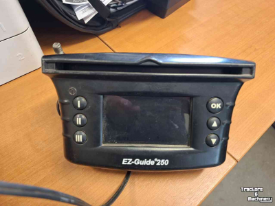 Systèmes et accessoires de GPS PTX Trimble EZ250