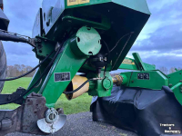 Faucheuse John Deere 320 & C228A