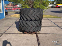 Roues, Pneus, Jantes, Barillets Jumelage BKT VF 710/55R30 95%