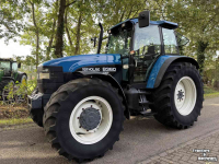Tracteur New Holland 8360