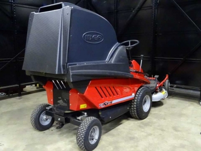 Tracteur Tondeuse Autoporté Ibea IB-VAA15C4H