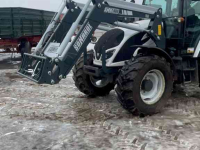 Chargeur frontal New Holland snr 660
