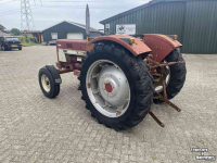 Tracteur International 633