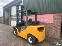 Chariot élévateur Jungheinrich TFG S50