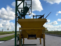 Basculeur de caisses  Unicum kantelaar met Mammouth Bunker