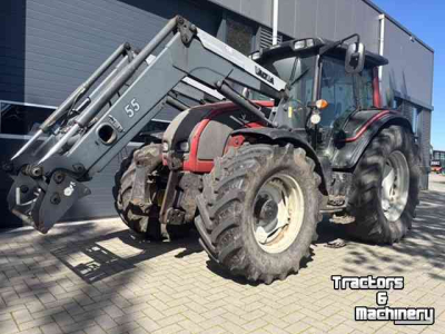 Tracteur Valtra N141