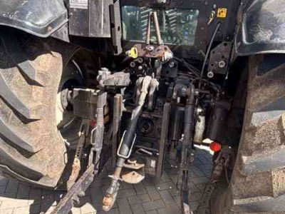 Tracteur Valtra N141