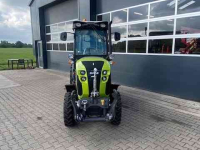 Tracteur pour vignes et vergers Claas Nexos 240S Advanced