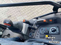 Tracteur pour vignes et vergers Claas Nexos 240S Advanced