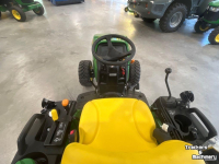 Tracteur pour vignes et vergers John Deere 2026R
