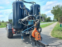 Pompe à lisier  Pomptankwagen met compressor - en Doda pomp