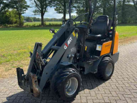 Chargeuse sur pneus Giant 263 S
