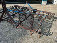 Cultivateur  Triltand cultivator met rol / verkruimelrol