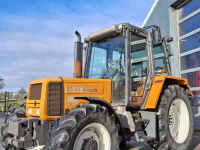 Tracteur Renault 85-34 TX