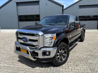 Pick up Ford 6.7 V8 Powerstroke. Superduty, Lariat, Crew-Cab, Grijs kenteken.