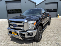 Pick up Ford 6.7 V8 Powerstroke. Superduty, Lariat, Crew-Cab, Grijs kenteken.