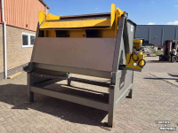 Basculeur de caisses  Noble, VI 04, kistenleger, met bunker