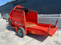 Distributeur de paille pour des logettes Kuhn Primor 20260H stroblazer