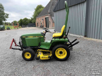 Tracteur pour horticulture John Deere 655 Diesel 4wd met maaidek fronthef