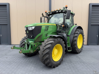 Tracteur John Deere 6215R