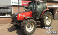 Tracteur Valmet 6400 met vloeistofkoppeling