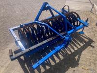 Rouleau compacteur latérale / avant  Vorenpakker voor 4-schaar Ploeg