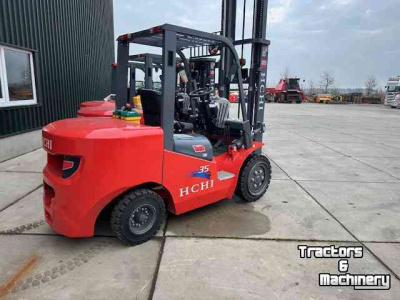 Chariot élévateur  hchi   3500kg  2 stuks voorraad