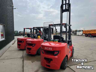 Chariot élévateur  hchi   3500kg  2 stuks voorraad