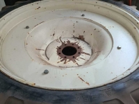 Roues, Pneus, Jantes, Barillets Jumelage Alliance 230-95R48