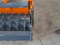 Herse rotative Falc Fox 3000 rotorkopeg met pakkerrol packerwals