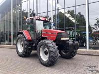 Tracteur Case-IH MX135