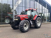 Tracteur Case-IH MX135