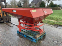 Distributeur d‘engrais Lely 1500 kunstmeststrooier
