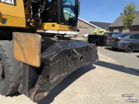 Pelles sur pneus Caterpillar M318F schuifblad en stempels