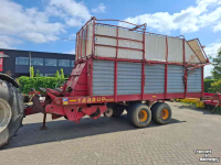 Autochargeuse Taarup 1030 opraapwagen