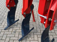 Cultivateur Kverneland CLI 640