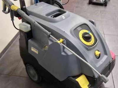 Nettoyeur à haute pression Chaud/Froid Karcher HDS 8/18