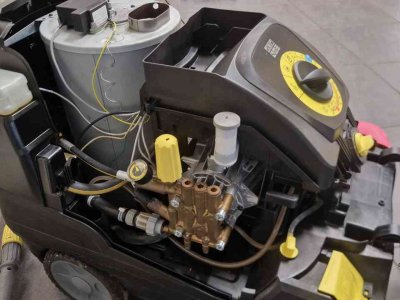 Nettoyeur à haute pression Chaud/Froid Karcher HDS 8/18