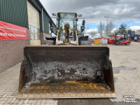 Chargeuse sur pneus Komatsu Shovel WA270 8